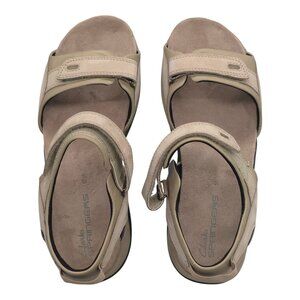 Clarks Women’s Size 10W Springers Beige Strap Comfort Leather Sandals